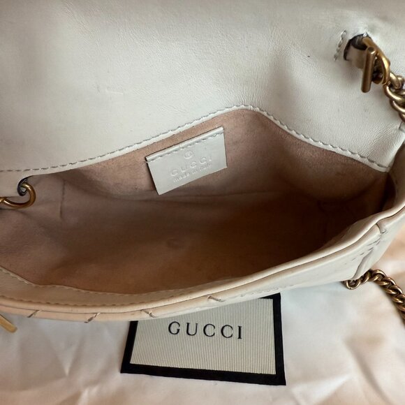 Gucci GG Marmont Super Mini - Picture 3 of 8